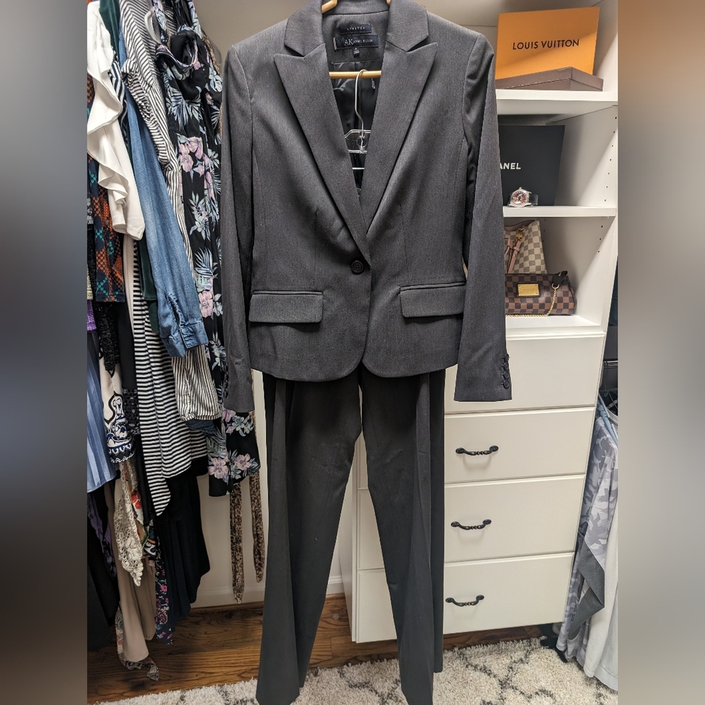 Ann Taylor women's pant suit set